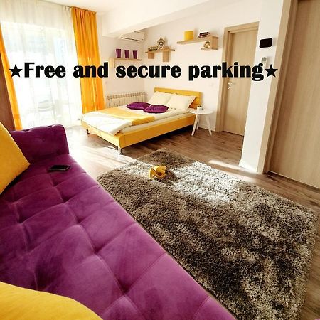 Unique Hotel Apartments Grand Residence ยาช ภายนอก รูปภาพ