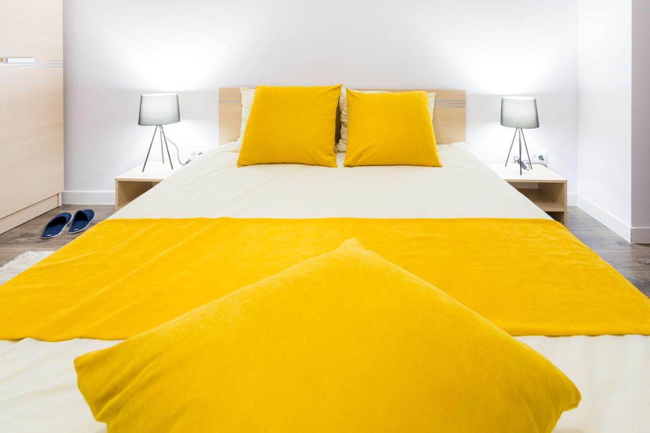 Unique Hotel Apartments Grand Residence ยาช ภายนอก รูปภาพ