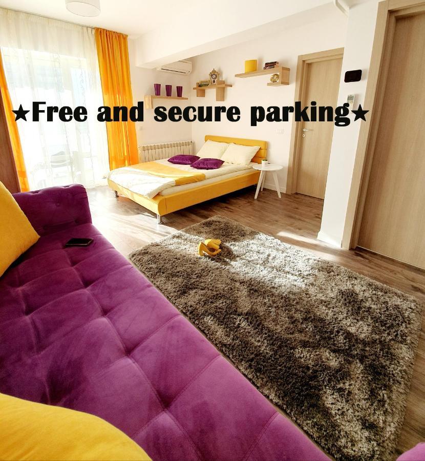Unique Hotel Apartments Grand Residence ยาช ภายนอก รูปภาพ